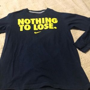 NIKE SIZE LARGE LONG SLEEVE ATHLETIC SHIRT